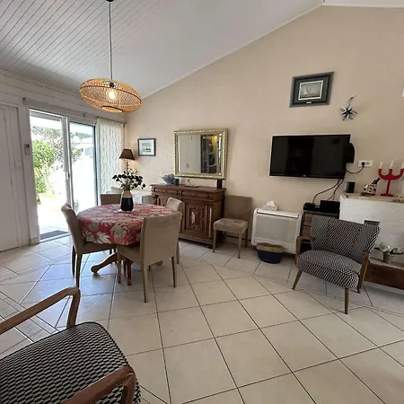 Holiday home Maison Cotiere, Animaux Admis - 9 Pers. - Fr-1-224c-382 Saint-Jean-de-Monts